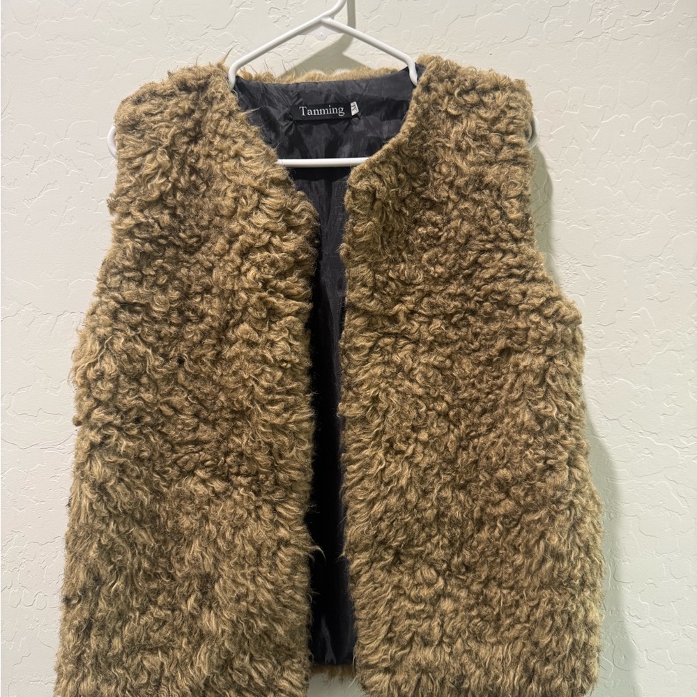 Tanming Faux Fur Vest